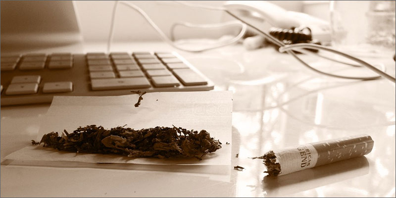 1 mixing tobacco and cannabis spliff table What Happens To Your Body When You Mix Weed And Tobacco?