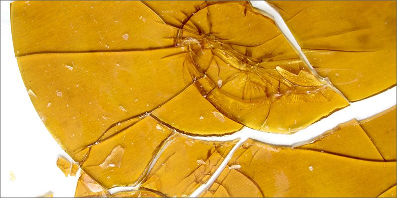 How To Smoke Shatter (With Or Without A Rig)