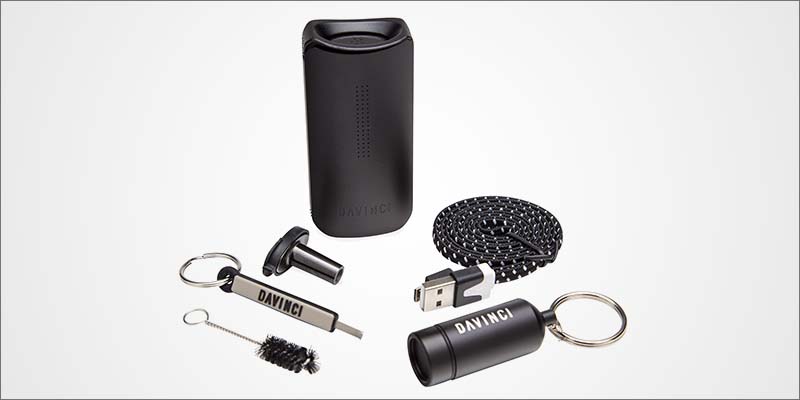 Davinci IQ vs 1 Davinci IQ VS Arizer Solo 2: Which Is The Best Dry Herb Vape?