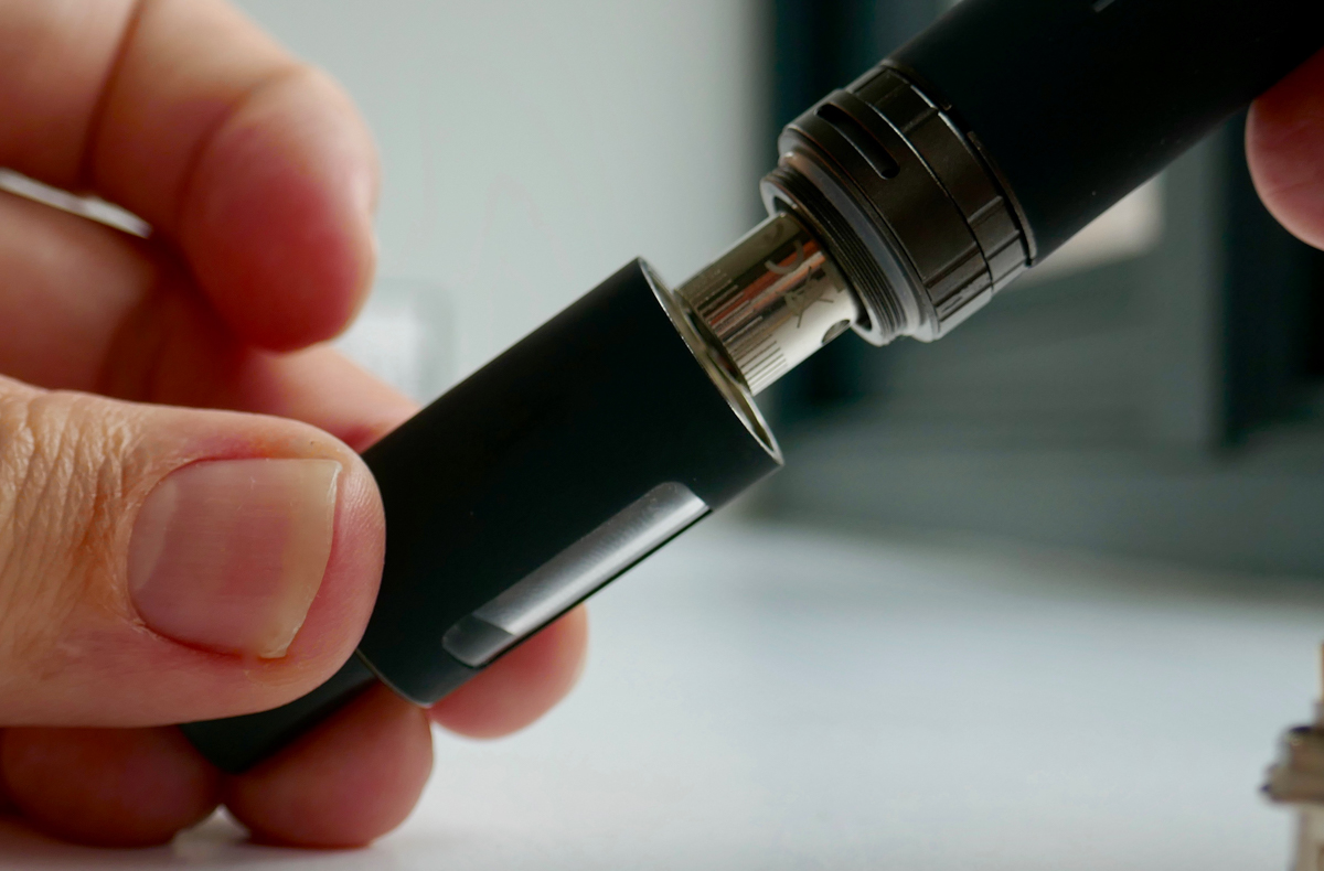 How to make THC oil that will work in an E cigarette 4 of 5 How to make THC oil that will work in an E cigarette