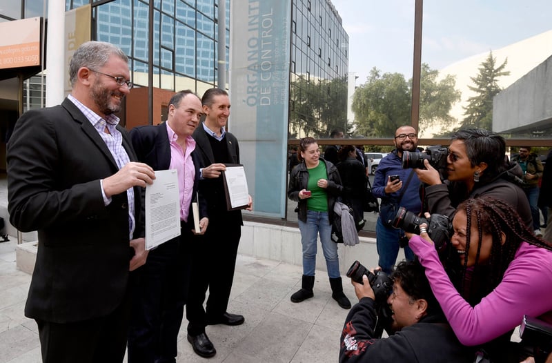 GettyImages 500979240 Mexicos Supreme Court considers legalizing marijuana