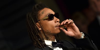 2018 Vanity Fair Oscar Party BEVERLY HILLS, CA - MARCH 04: Rapper Wiz Khalifa attends the 2018 Vanity Fair Oscar Party hosted by Radhika Jones at Wallis Annenberg Center for the Performing Arts on March 4, 2018 in Beverly Hills, California. (Photo by Axelle/Bauer-Griffin/FilmMagic) 2018 Vanity Fair Oscar Party BEVERLY HILLS, CA - MARCH 04: Rapper Wiz Khalifa attends the 2018 Vanity Fair Oscar Party hosted by Radhika Jones at Wallis Annenberg Center for the Performing Arts on March 4, 2018 in Beverly Hills, California. (Photo by Axelle/Bauer-Griffin/FilmMagic)