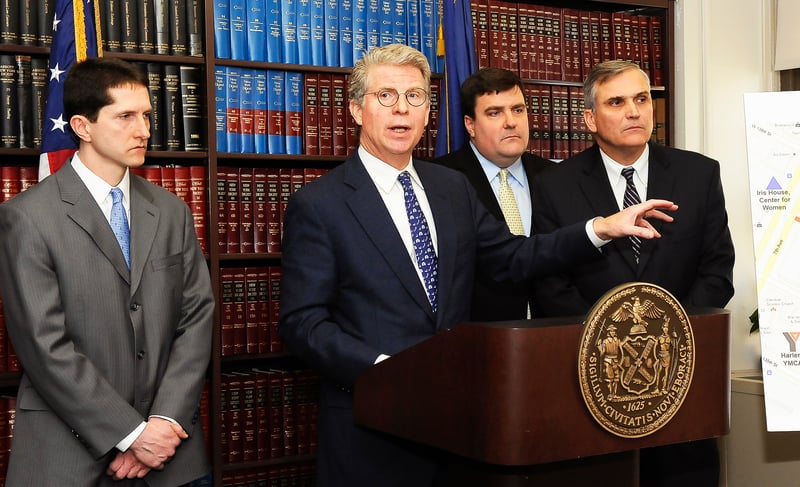 Manhattans District Attorney will no longer prosecute low level cannabis crimes Manhattans District Attorney Will No Longer Prosecute Low Level Cannabis Crimes